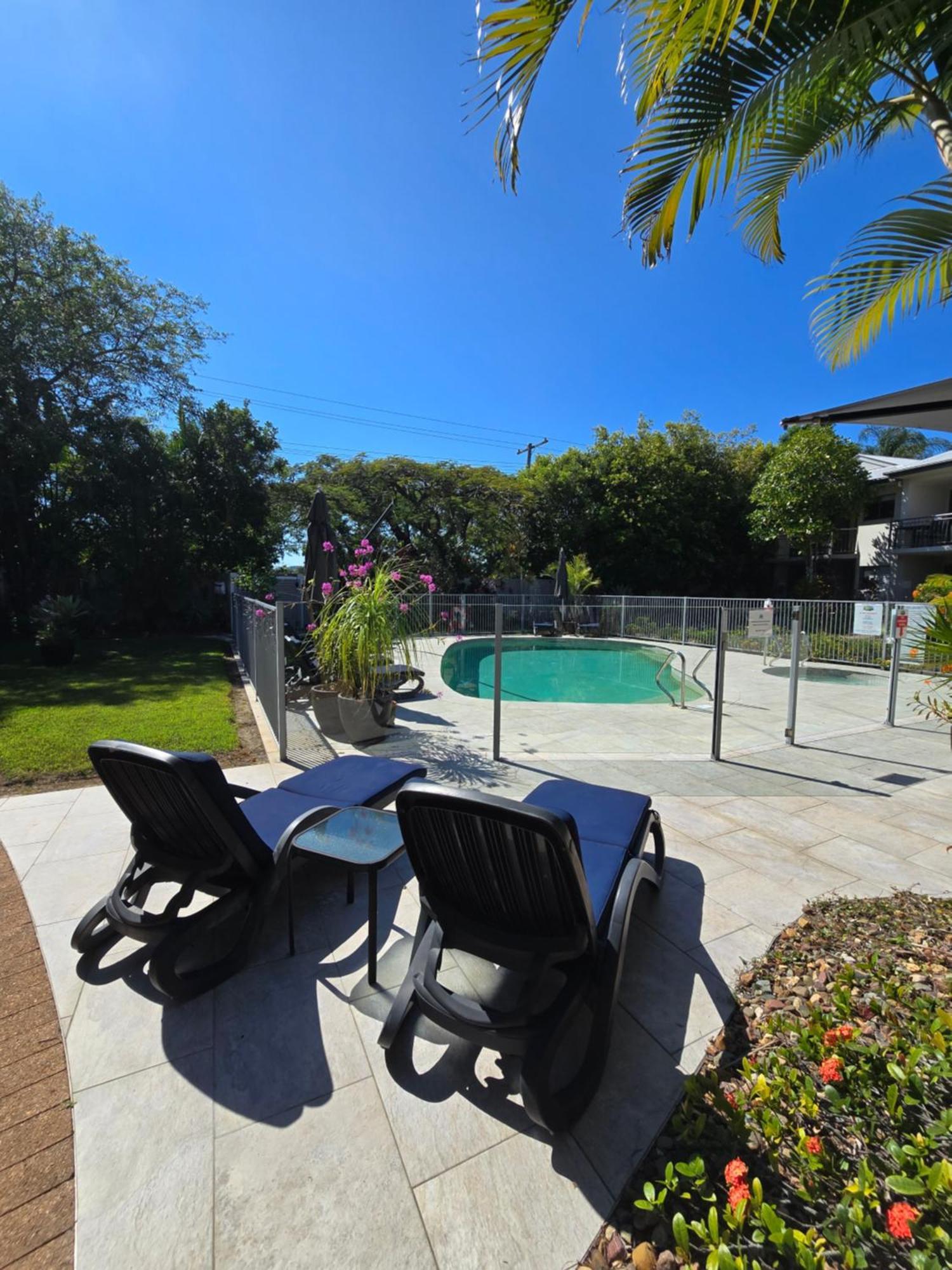 Noosa River Retreat Holiday Apartments Noosaville Bagian luar foto